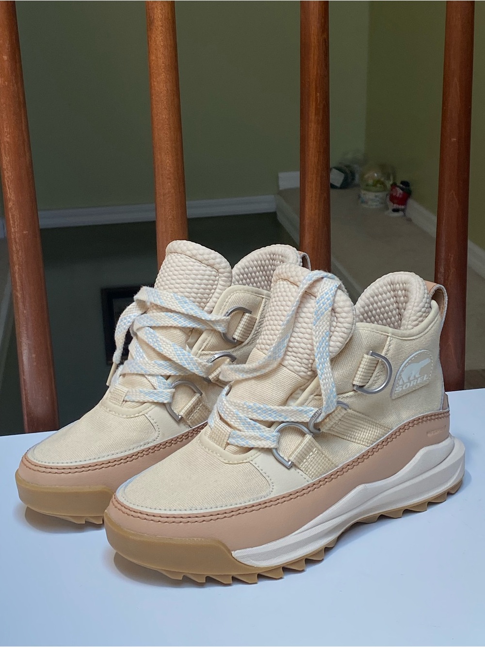 Sorel Cream and Tan  ONA™ RMX Chukka Plus Waterproof Boots.  size 7 women H42N3